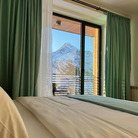 Kazbegi Hotel Grand View Екстериор снимка