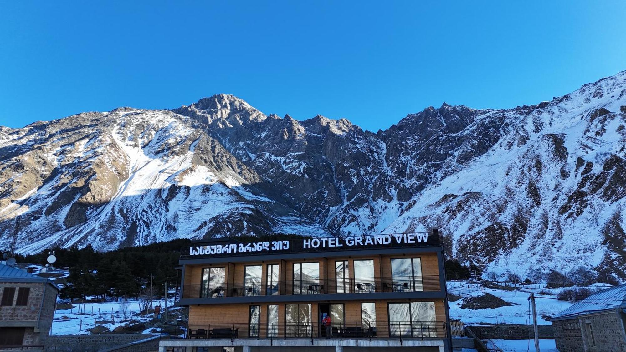 Kazbegi Hotel Grand View Екстериор снимка