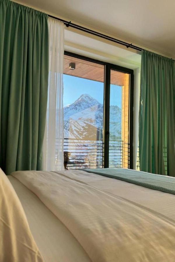 Kazbegi Hotel Grand View Екстериор снимка